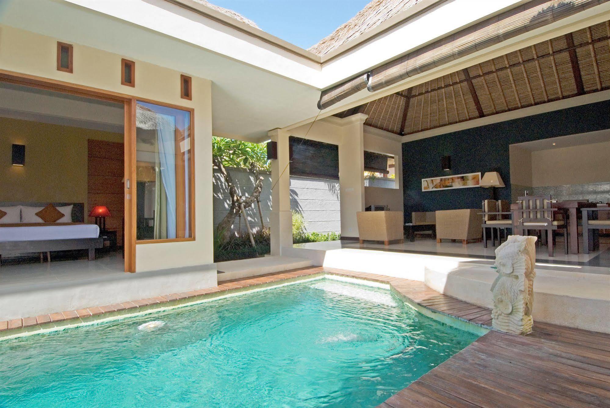 D'Alang Alang Villas Seminyak  Exterior photo